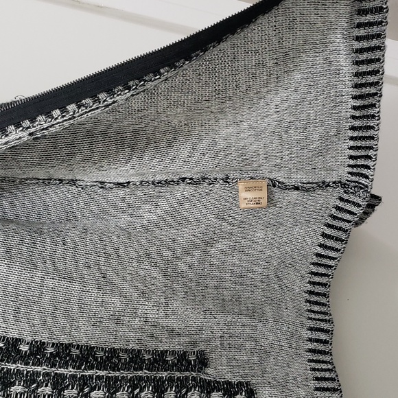 Mystree Woven Long Sleeve Hooded Zip Up Cardigan - Picture 9 of 9